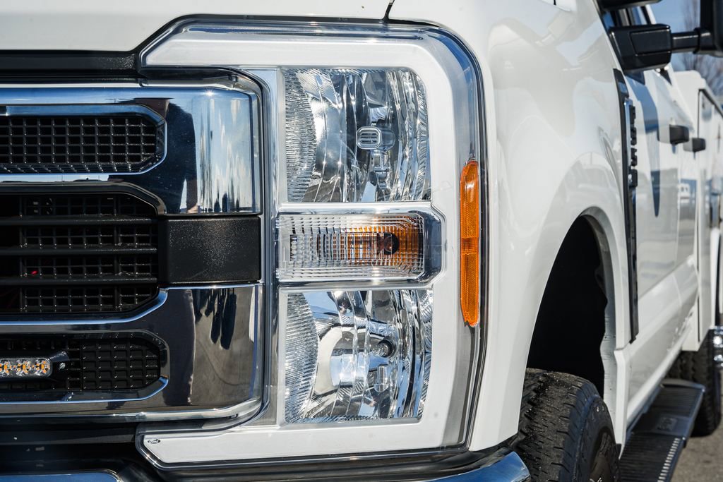 Used 2023 Ford F350 XL w/ Snow Plow Prep Package image 15