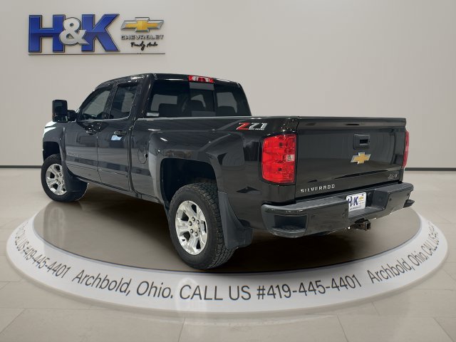 Used 2018 Chevrolet Silverado 1500 LT w/ LT Plus Package AWD/4WD image 4