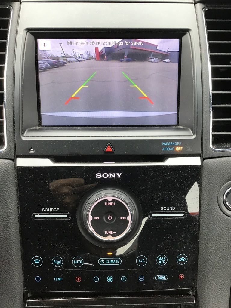 Used 2017 Ford Taurus Limited FWD image 8