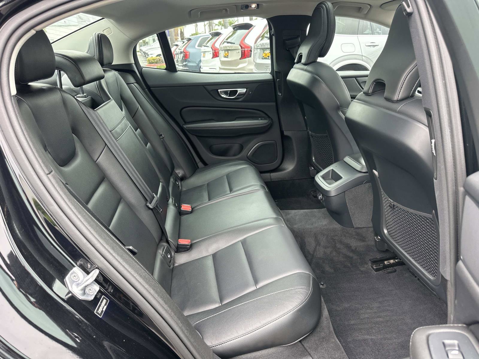 Used 2019 Volvo S60 T5 Momentum w/ Premium Package image 24