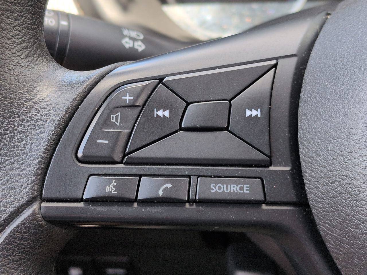 Used 2023 Nissan Kicks S FWD image 23