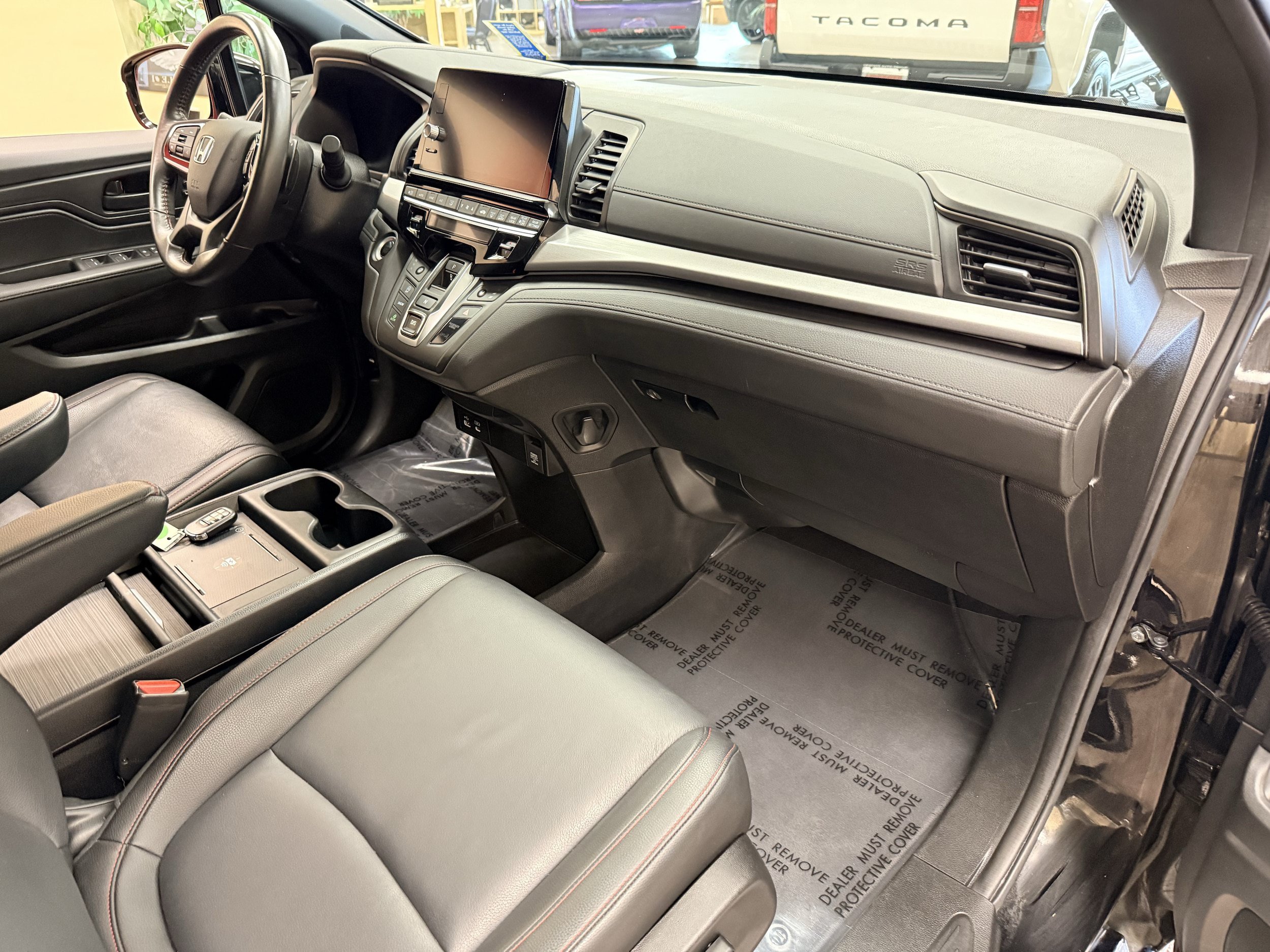 Used 2025 Honda Odyssey Sport-L image 29