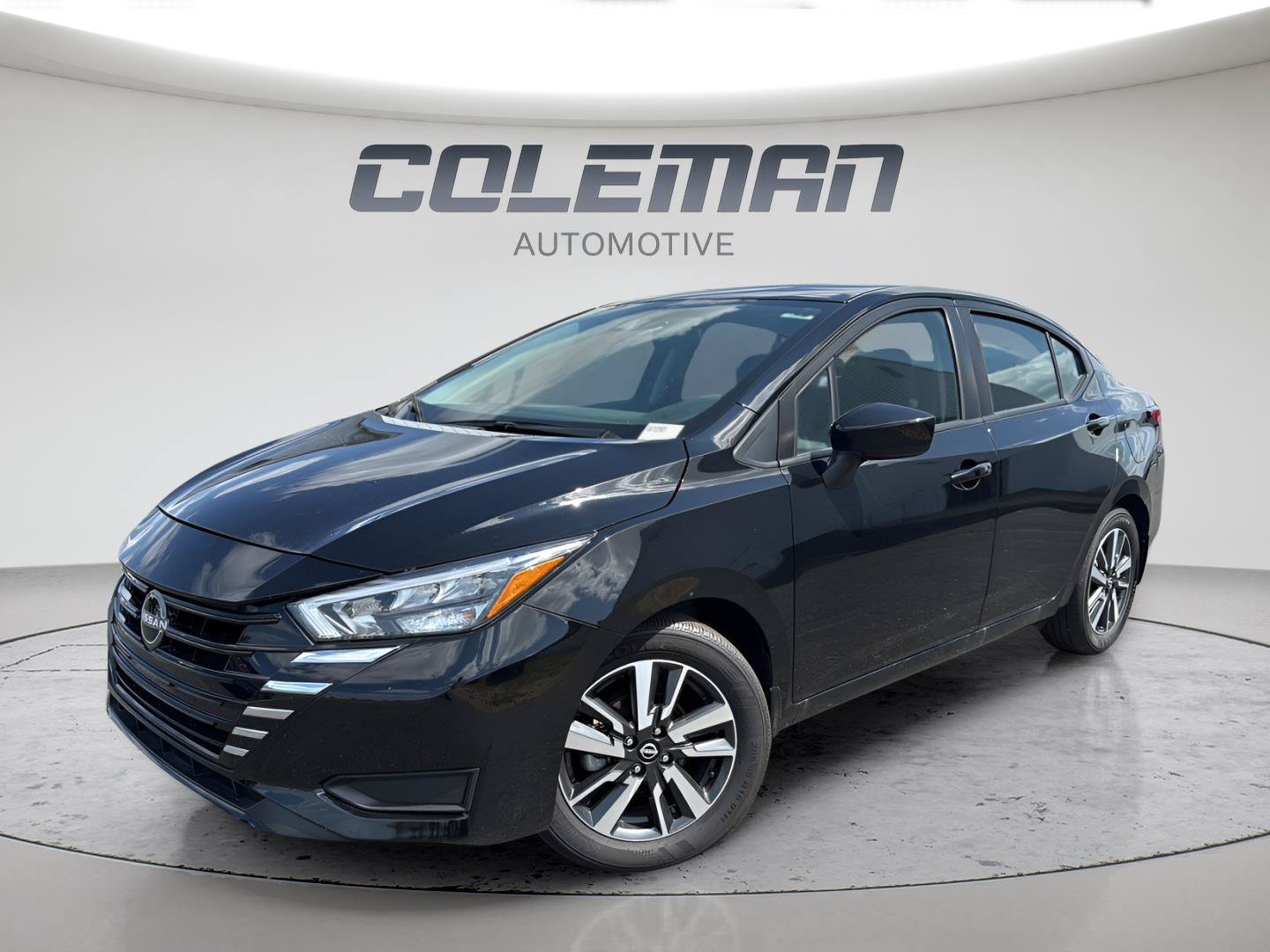 New 2025 Nissan Versa SV w/ Trunk Package FWD image 1