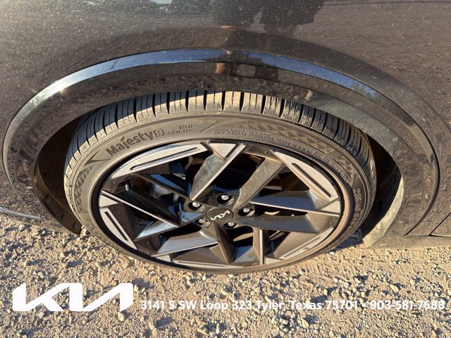 Used 2025 Kia K4 GT-Line w/ GT-Line Premium Package FWD image 4