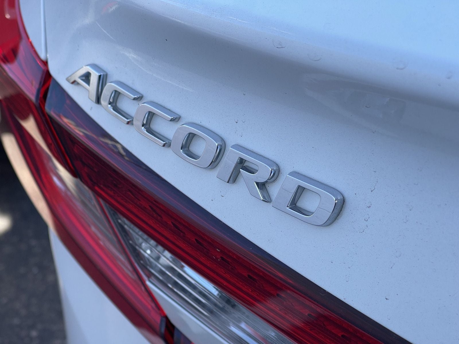 Used 2022 Honda Accord Touring image 7