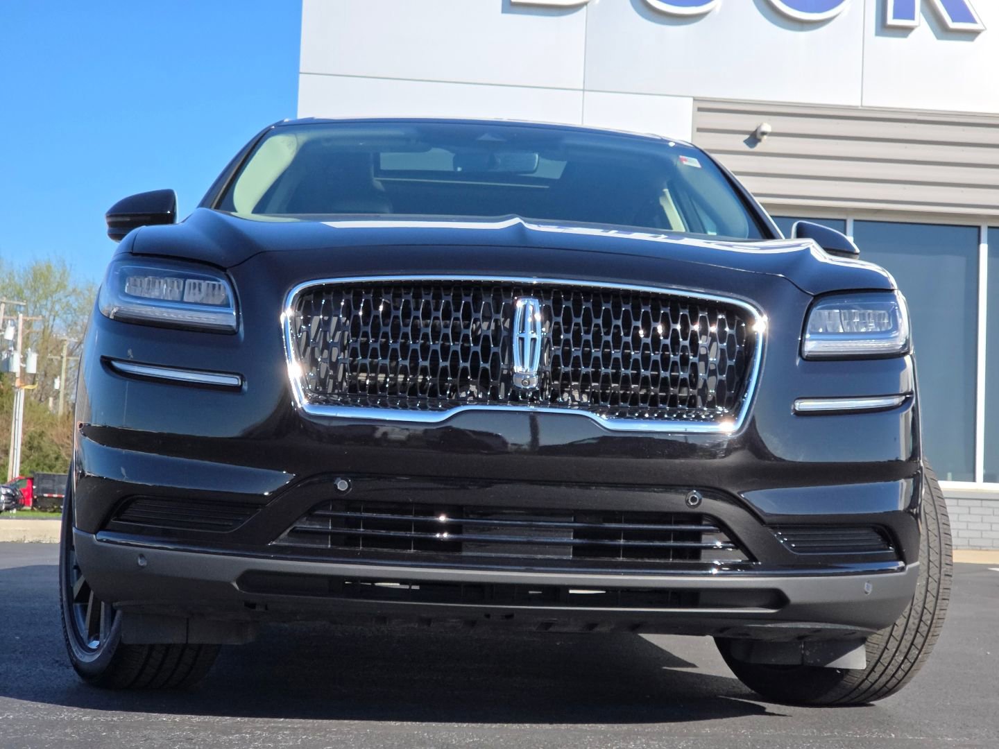 Used 2023 Lincoln Nautilus Reserve w/ Equipment Group 201A AWD/4WD image 13