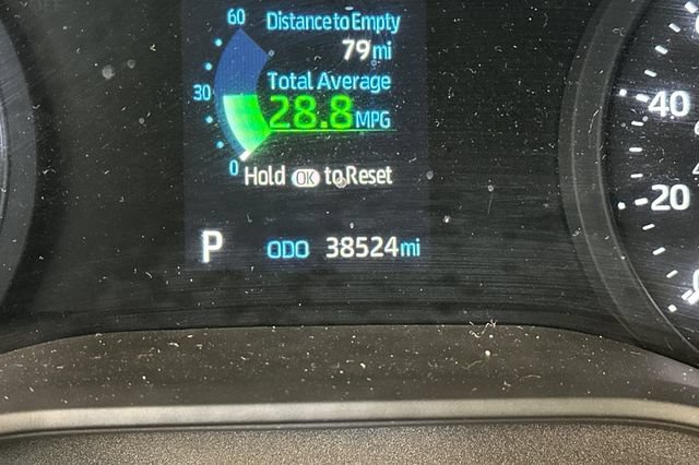 Used 2023 Toyota Sienna LE FWD image 34