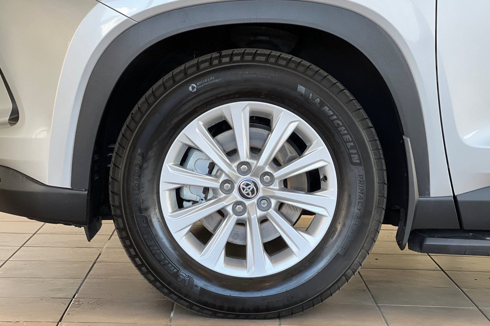 Certified 2025 Toyota Grand Highlander AWD Hybrid image 27