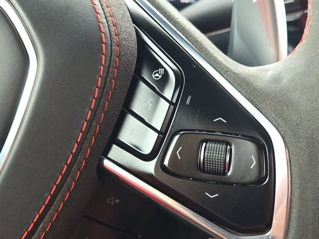 Used 2022 Chevrolet Corvette Stingray Premium Conv w/ Z51 Performance Package RWD image 23