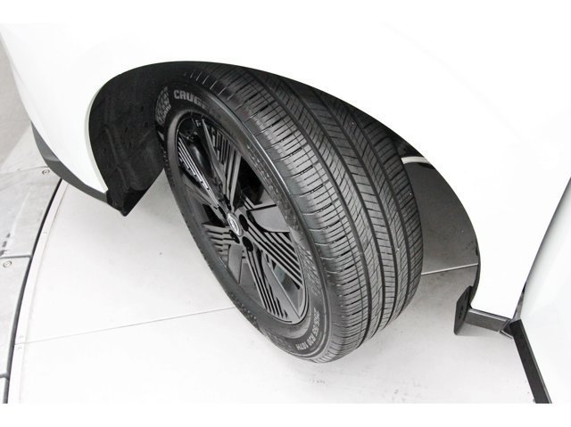 Used 2025 Nissan Murano SV AWD/4WD image 7