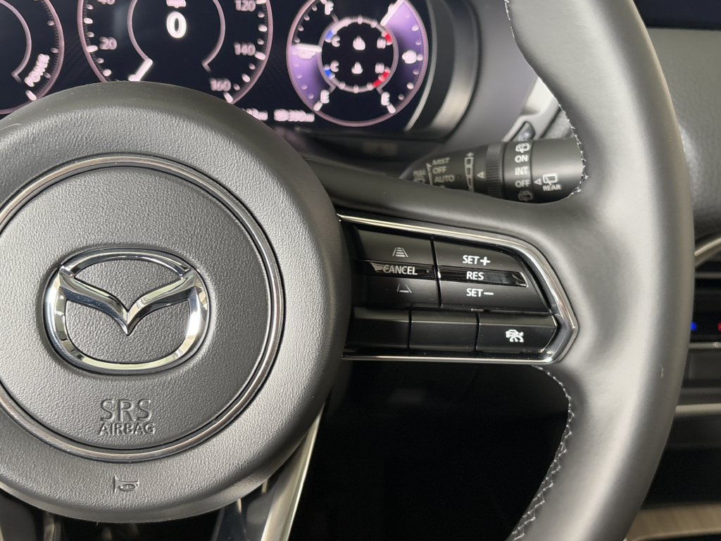 New 2025 MAZDA CX-90 Plug-In Hybrid w/ Preferred AWD/4WD image 17