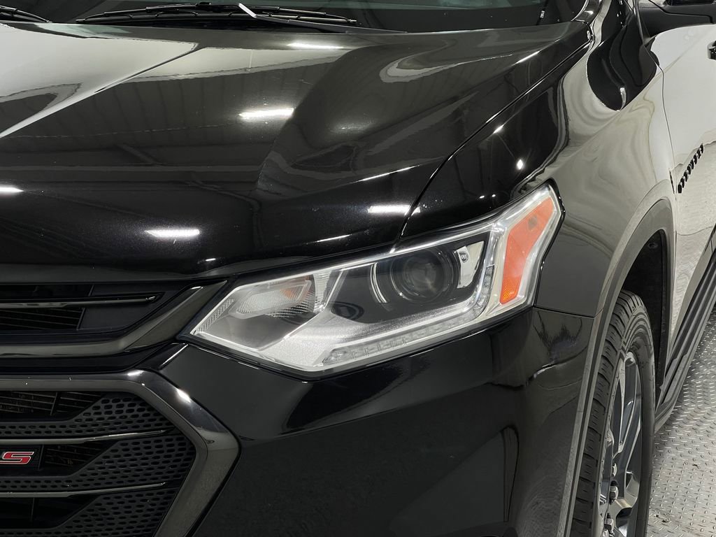 Used 2021 Chevrolet Traverse RS w/ LPO, 'HIT The Road' Package image 35