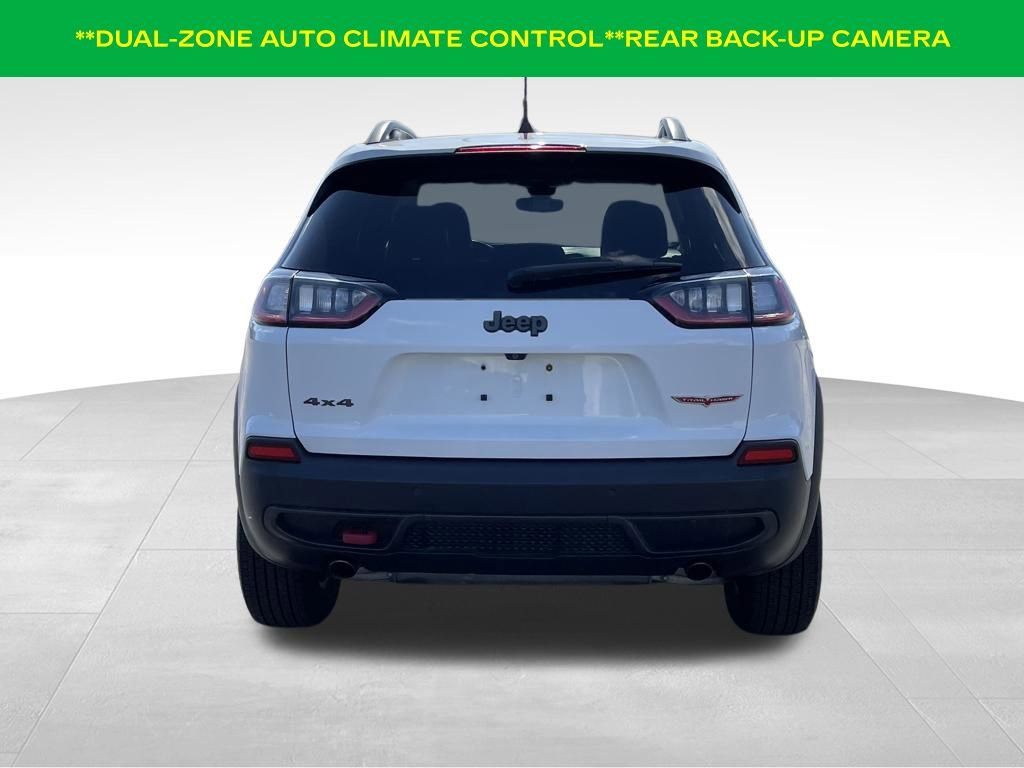 Used 2019 Jeep Cherokee Trailhawk w/ Cold Weather Group image 10
