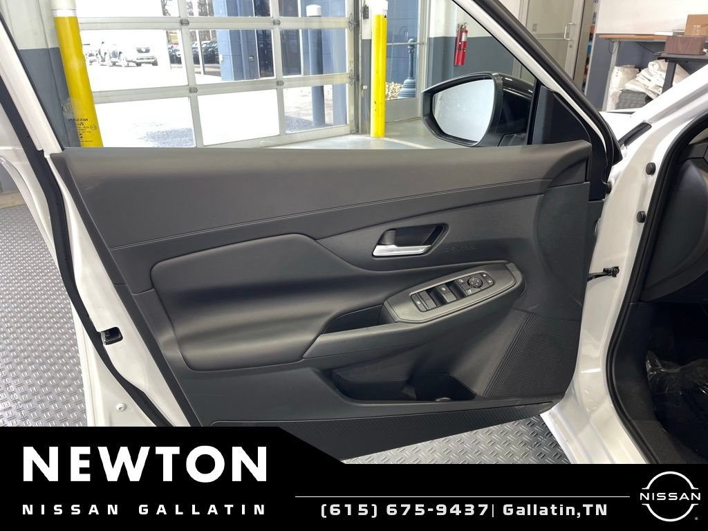New 2026 Nissan Sentra SV w/ SV Convenience Package FWD image 19