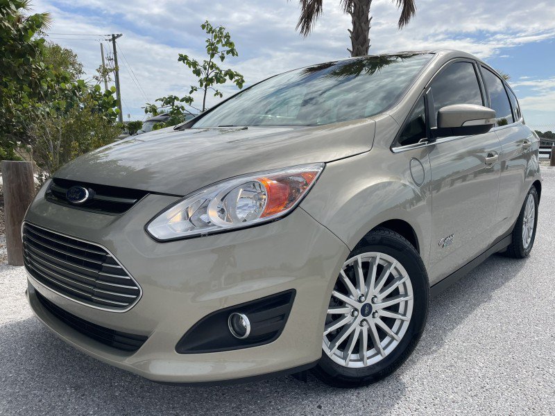 Used 2015 Ford C-MAX Energi SEL w/ Equipment Group 302A FWD image 39