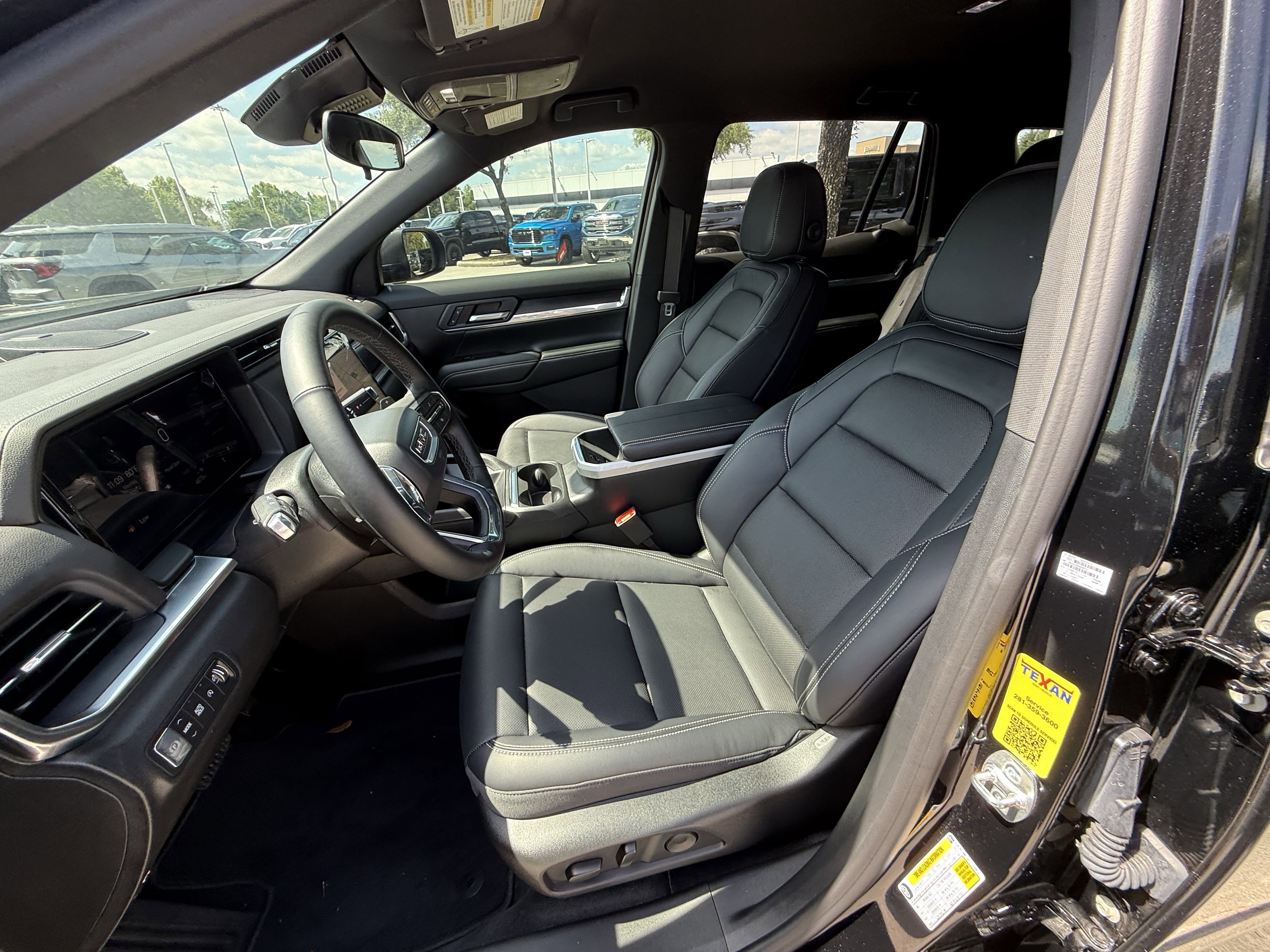 Used 2026 GMC Terrain Elevation w/ Elevation Premium Package FWD image 26