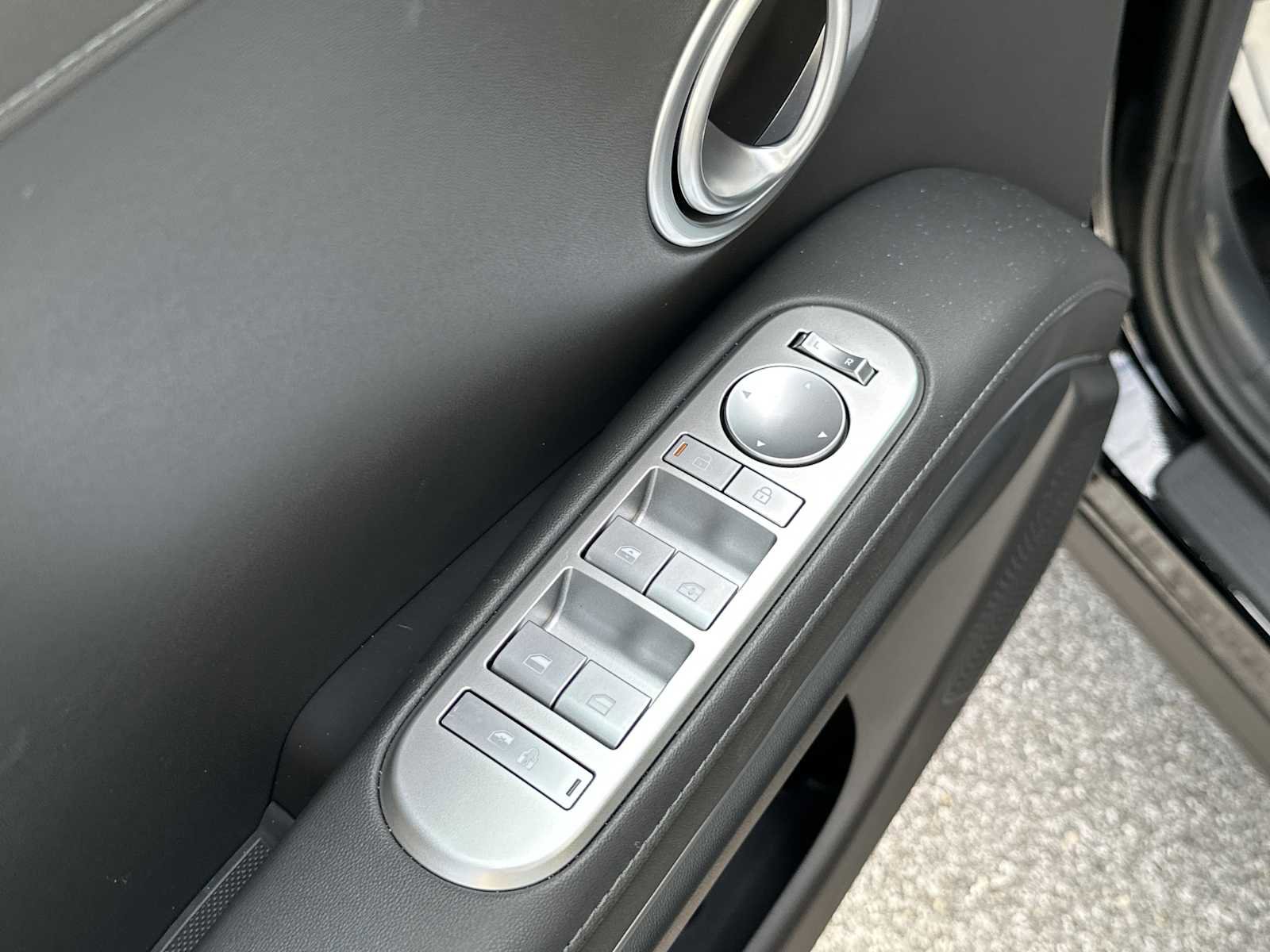 New 2026 Hyundai Palisade SE image 15