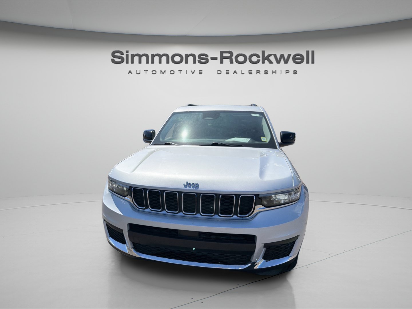 Used 2023 Jeep Grand Cherokee L Laredo w/ Luxury Tech Group I AWD/4WD image 10