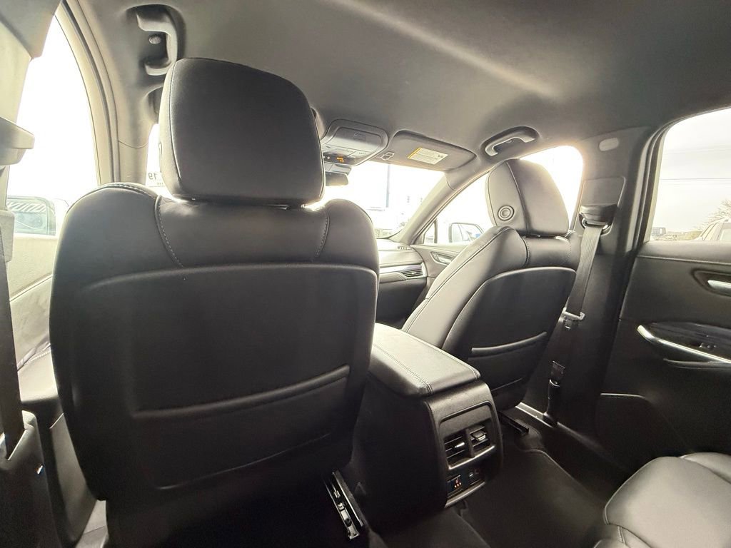 Used 2023 Cadillac XT4 Luxury w/ Cold Weather Package image 26