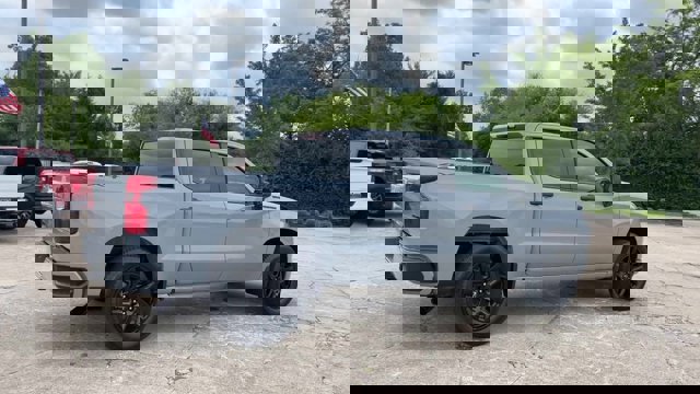 Used 2024 Chevrolet Silverado 1500 Custom w/ Dark Appearance Package image 9