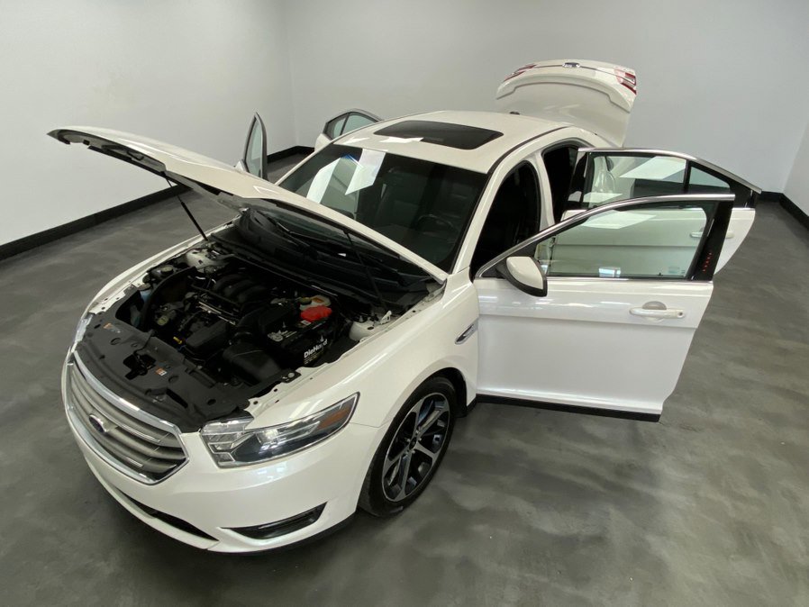 Used 2015 Ford Taurus SEL w/ Equipment Group 201A FWD image 48
