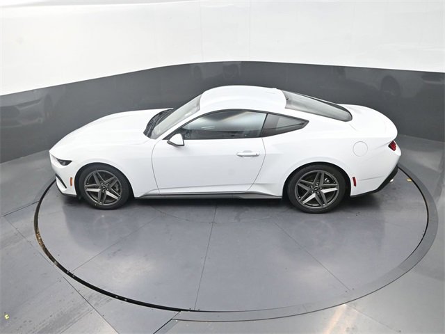 Used 2024 Ford Mustang Coupe image 18