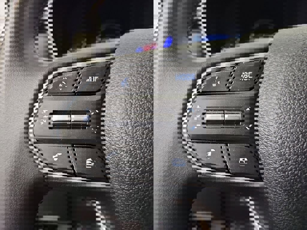 Used 2020 Hyundai Santa Fe Limited image 20