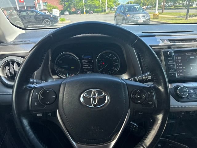 Used 2018 Toyota RAV4 Limited AWD/4WD image 12
