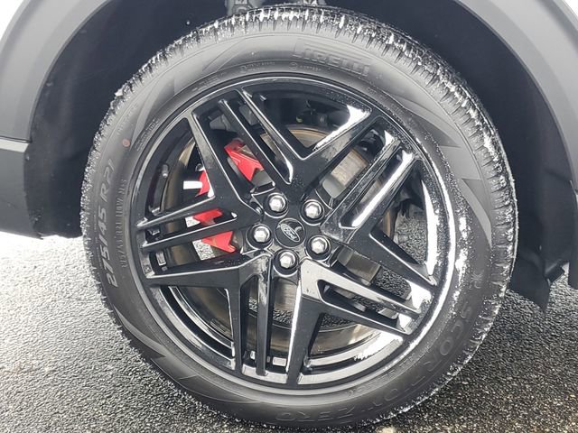 Used 2025 Ford Explorer ST image 9