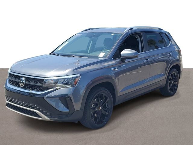 Certified 2022 Volkswagen Taos SE w/ Panoramic Sunroof Package FWD image 2