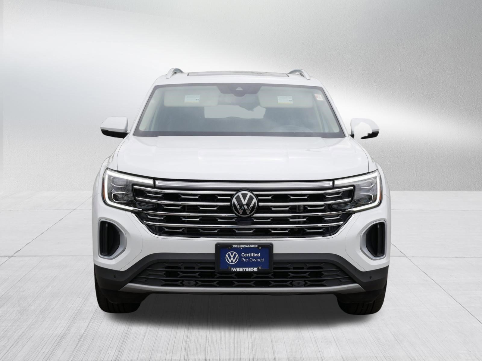 Certified 2024 Volkswagen Atlas SEL AWD/4WD image 2