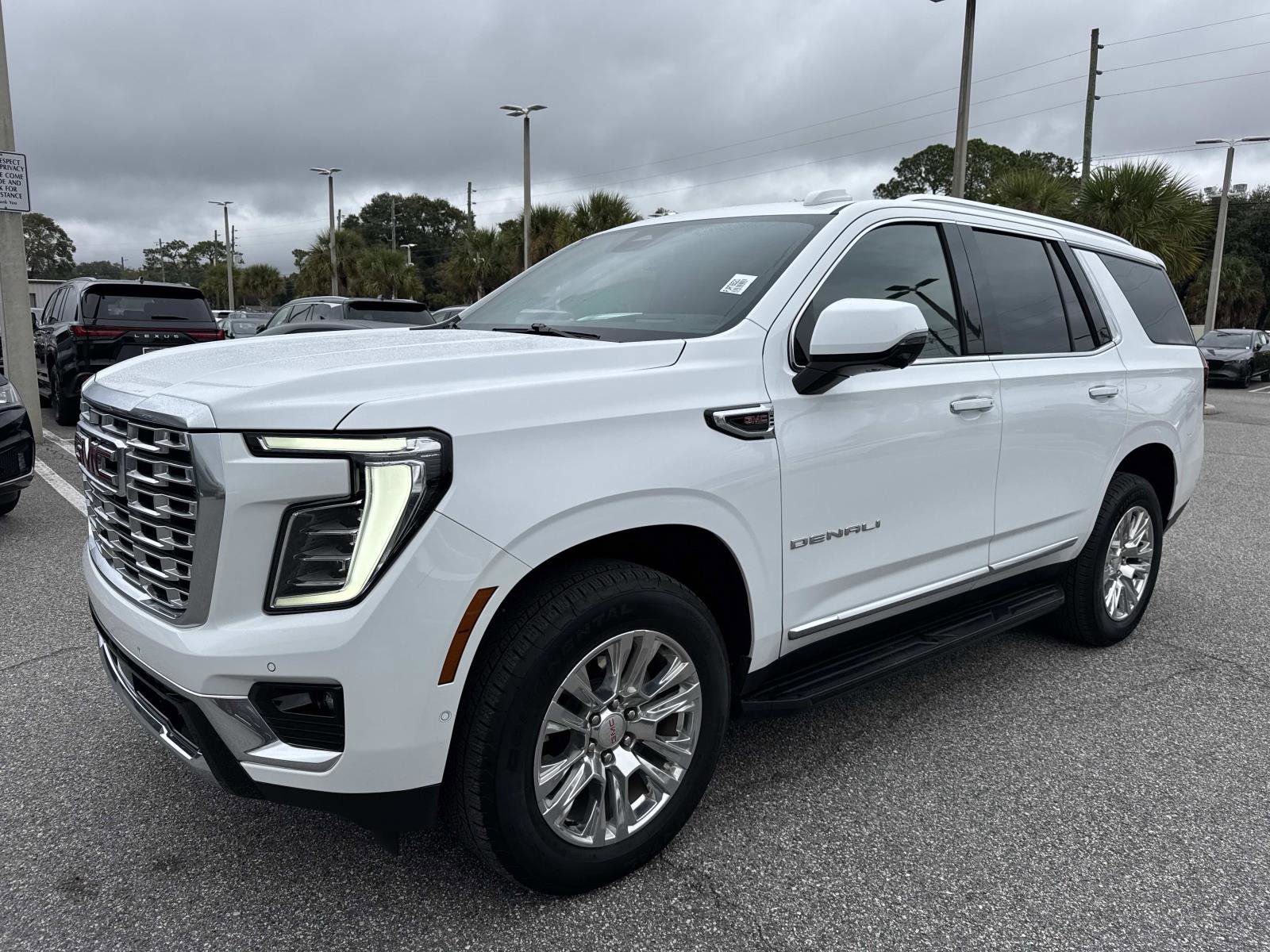 Used 2025 GMC Yukon Denali image 7