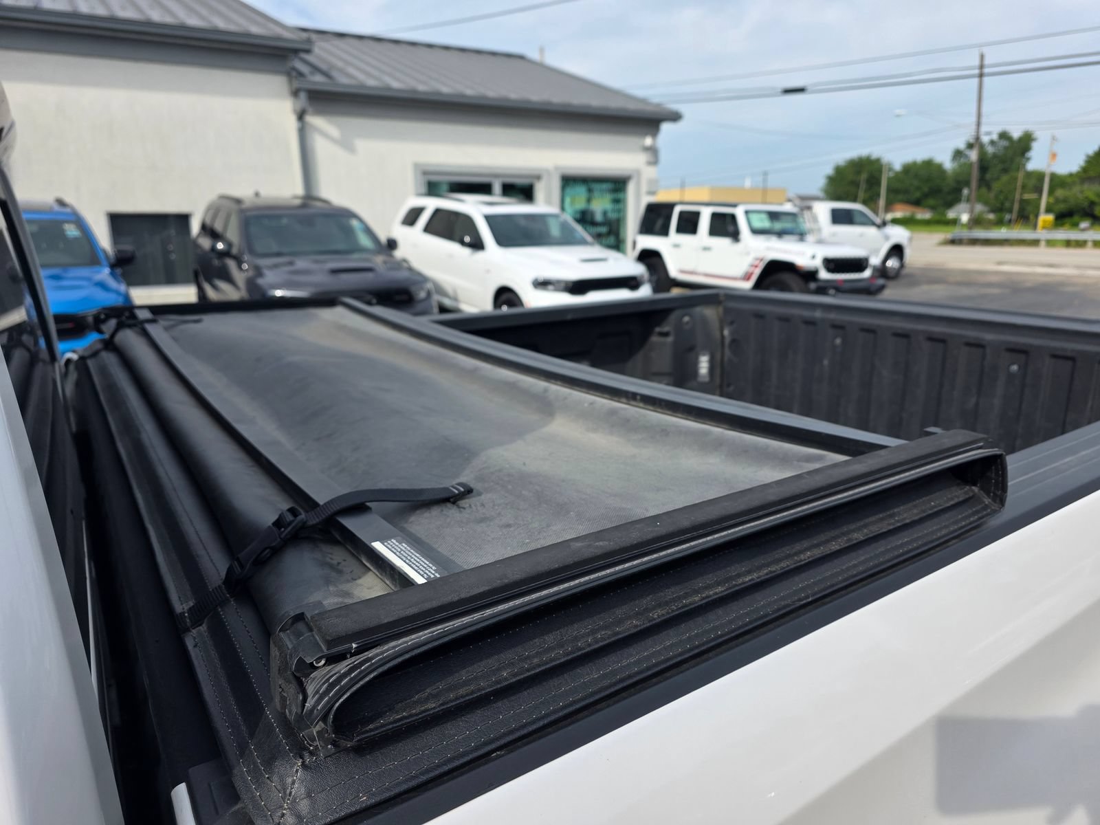 Used 2023 Chevrolet Silverado 1500 LTZ AWD/4WD image 9