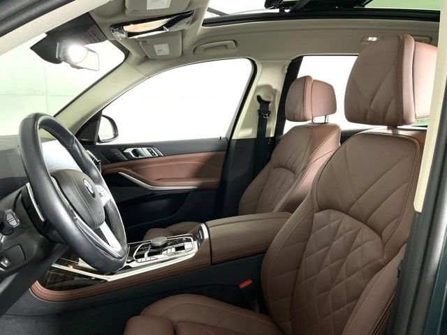 Used 2024 BMW X7 xDrive40i w/ Premium Package AWD/4WD image 32