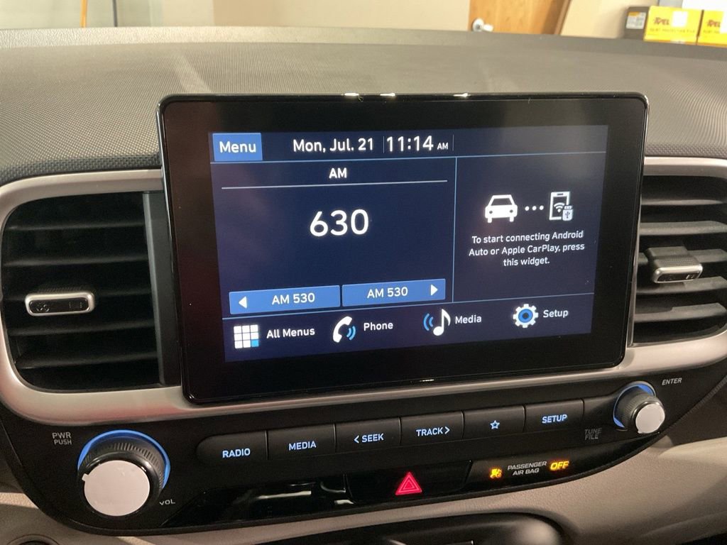 New 2025 Hyundai Venue SEL image 13