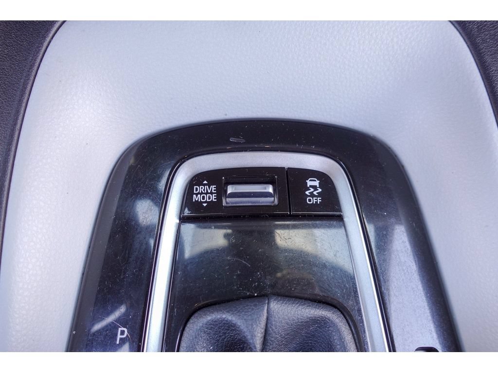Used 2025 Toyota Corolla SE FWD image 23