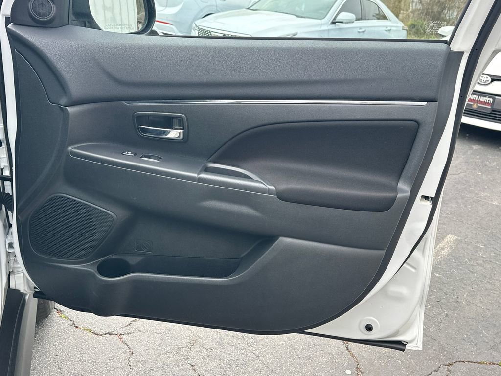 Used 2020 Mitsubishi Outlander Sport ES image 15