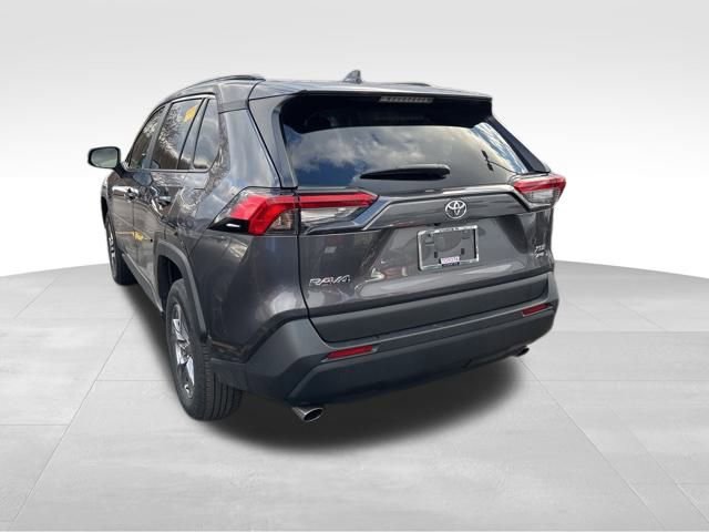 Used 2024 Toyota RAV4 XLE image 3