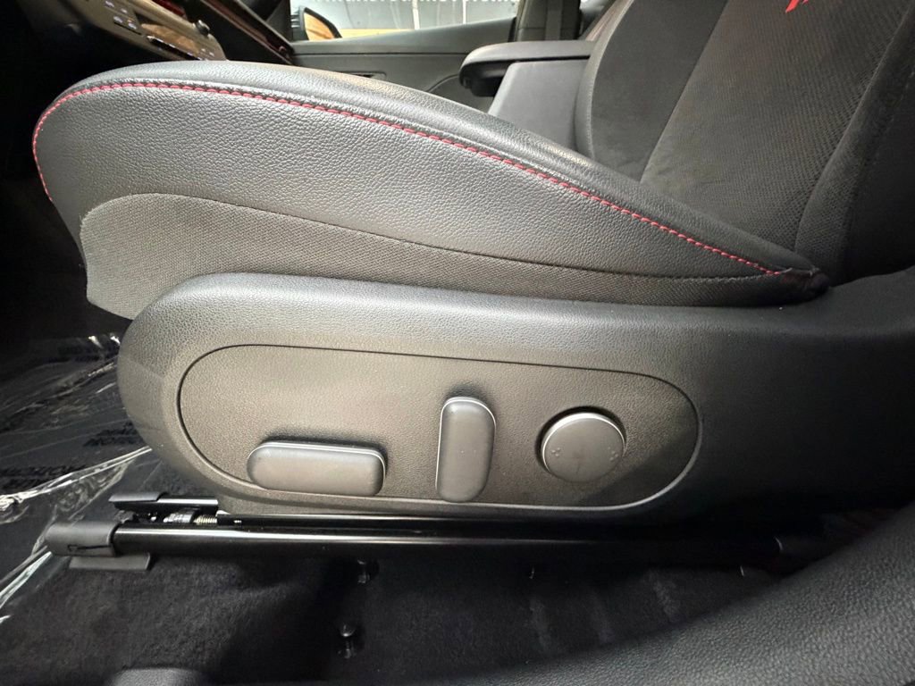 Certified 2025 Hyundai Kona N Line image 25