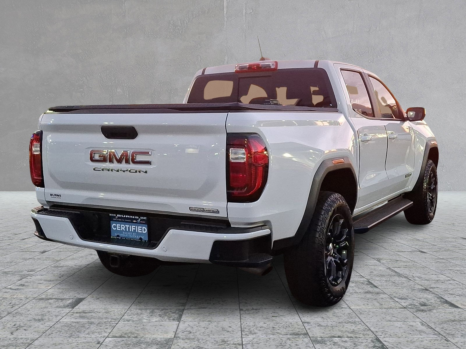 Certified 2024 GMC Canyon Elevation w/ Elevation Premium Package image 11
