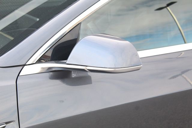 Used 2019 Tesla Model 3 Standard Range Plus image 13