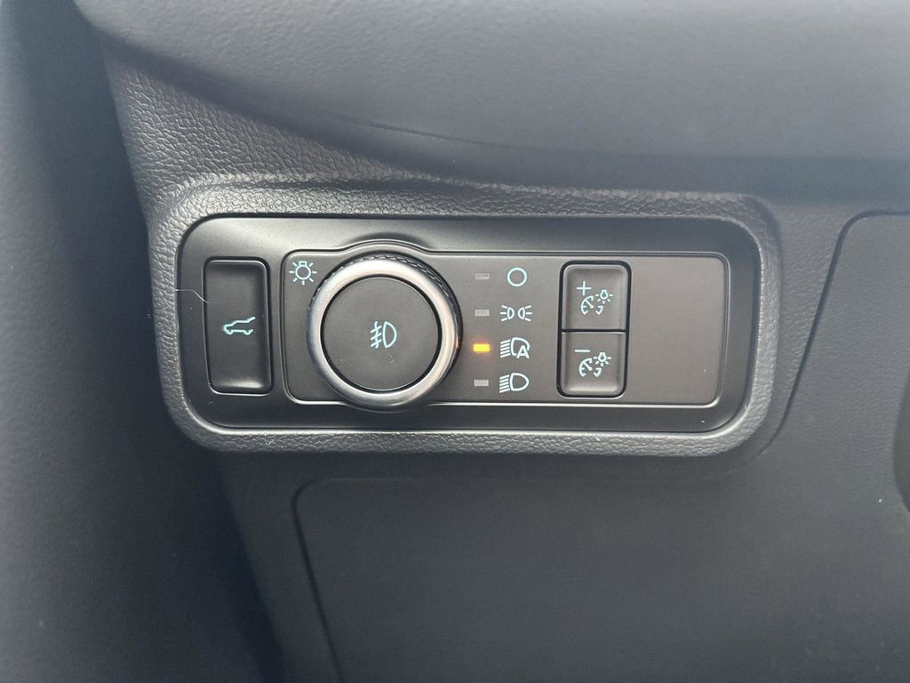 New 2026 Ford Explorer Active w/ Active Comfort Package image 30