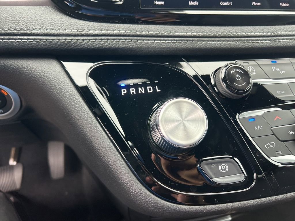 New 2026 Chrysler Pacifica Select image 13