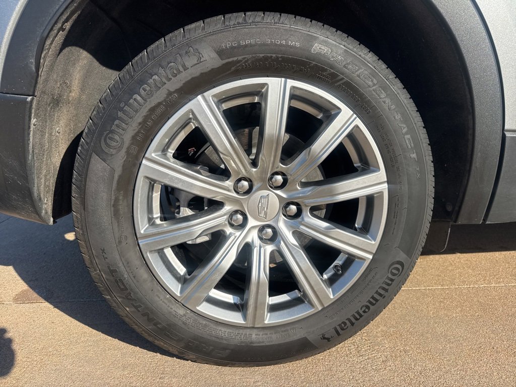 Used 2023 Cadillac XT4 Premium Luxury image 8