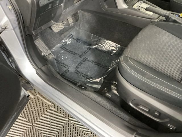 Used 2014 Subaru Forester 2.5i Premium w/ All-Weather Package image 15