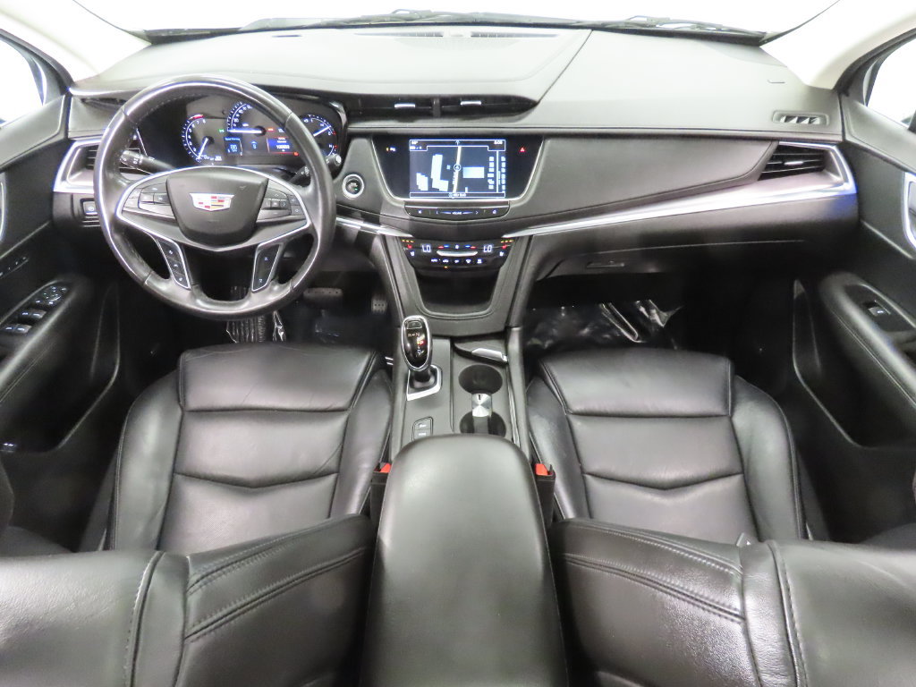 Used 2018 Cadillac XT5 Premium Luxury AWD/4WD image 14