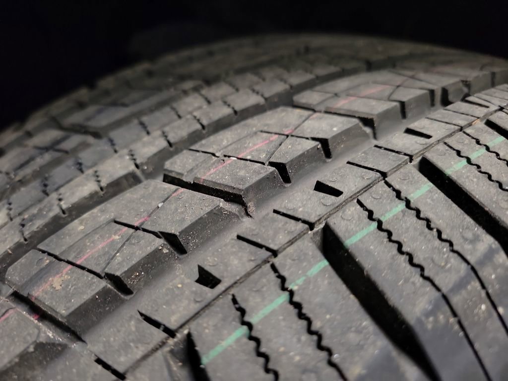 Used 2020 GMC Sierra 1500 SLE image 12