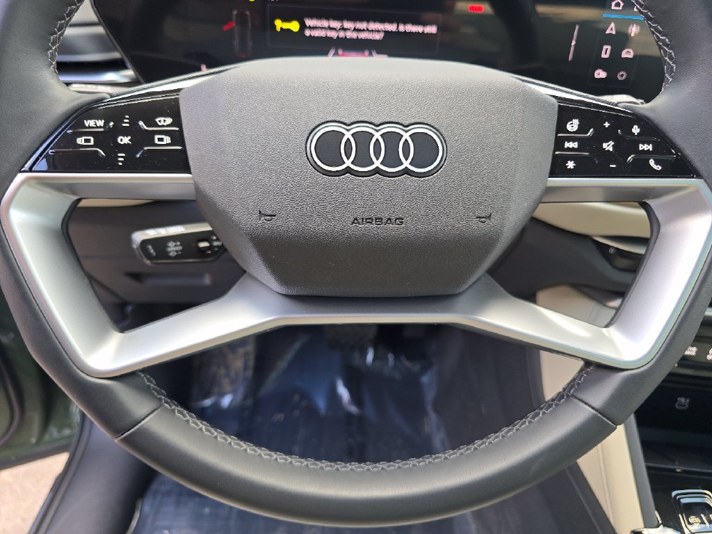 Used 2025 Audi Q5 Prestige AWD/4WD image 21