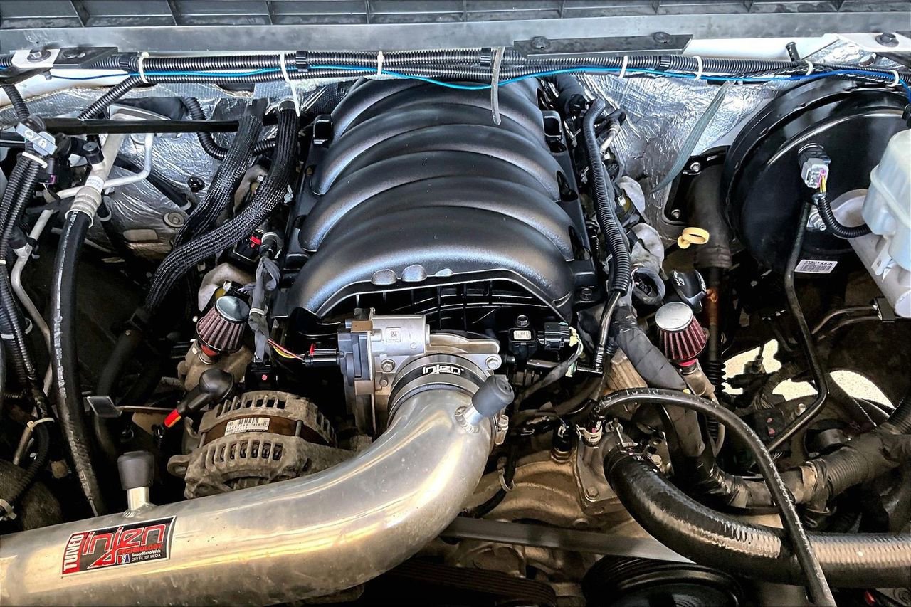 Used 2016 Chevrolet Silverado 1500 LT w/ All Star Edition RWD image 30