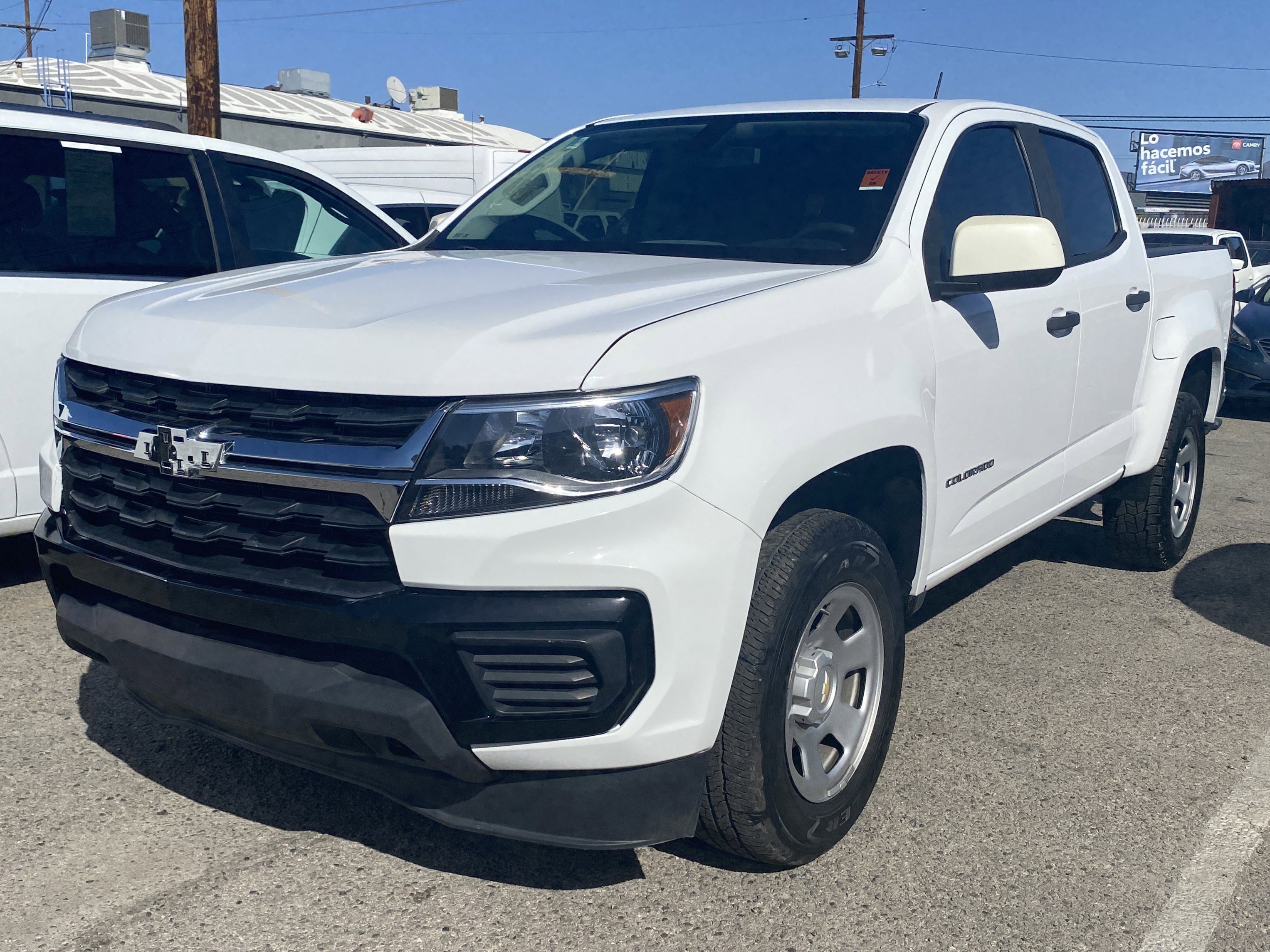 Used 2021 Chevrolet Colorado W/T image 2